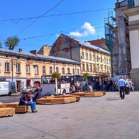 Smart Apartment On Filatova Lviv Eksteriør billede